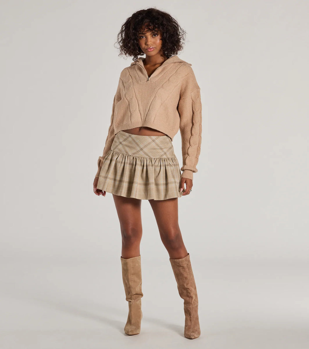 【きれいめファッション51選】上品さと清潔感をキープし Adorable Flair Plaid Pleated Drop Waist Mini Skort | Windsor パンツ