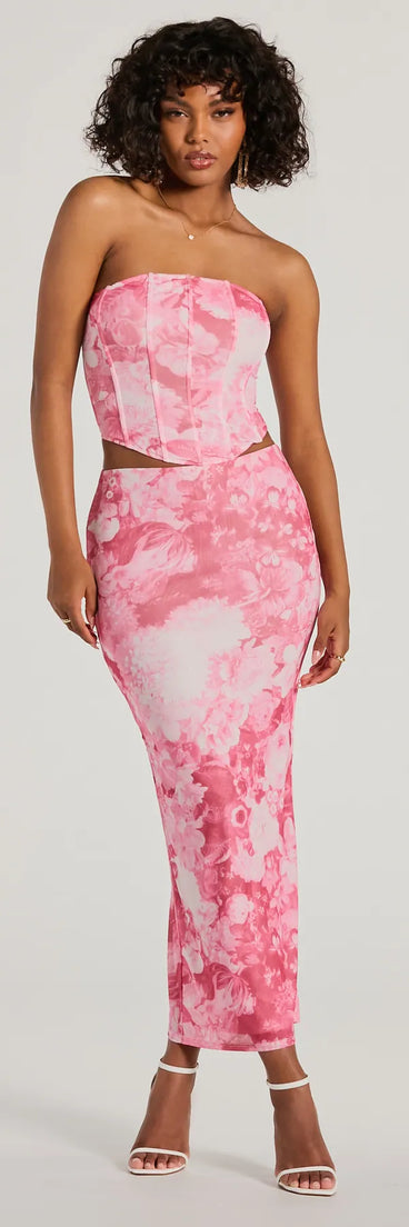 Serve effortless style and scroll-stopping energy in the Floral Sensation High Rise Maxi Skirt, part of a pink matching clothing set that does the work for you with bold, polished vibes from top to bottom.