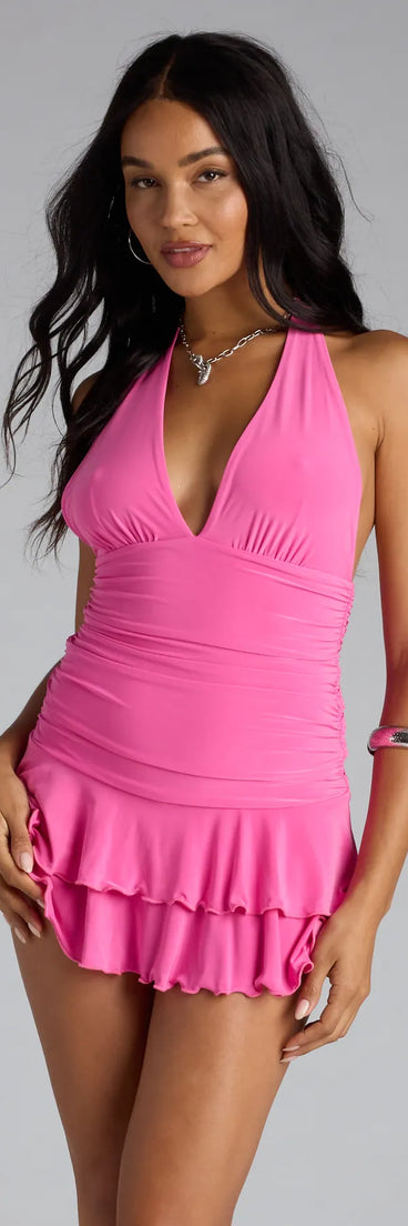 Make getting ready easy with the Golden Nights Halter Ruffle Romper in pink, a playful one-piece perfect for brunch dates, weekend plans, or vacation vibes.