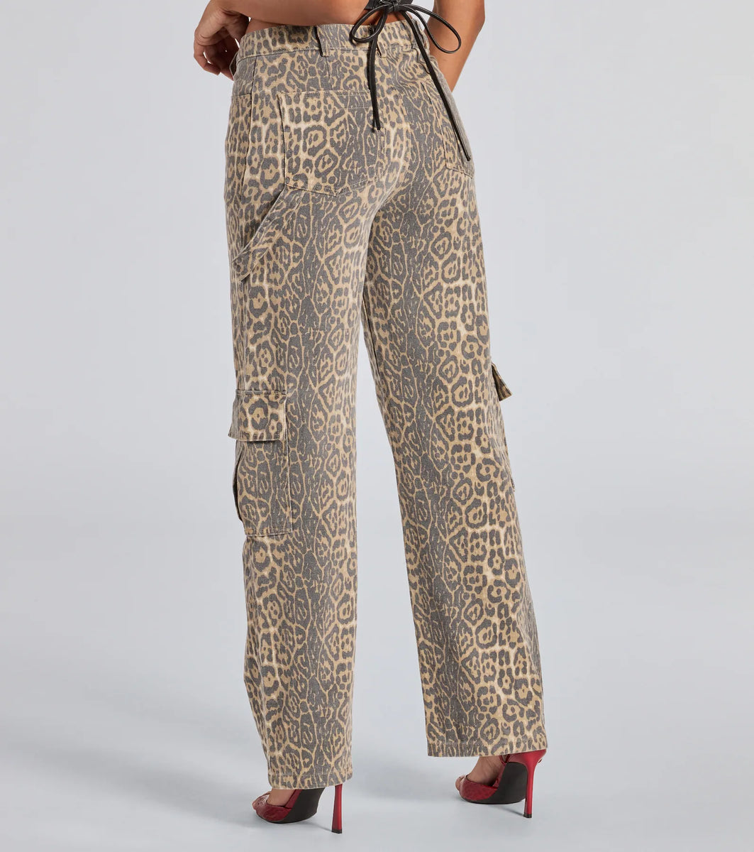 It-Girl Factor Leopard Print Cargo Denim Pants | Windsor It-Girl Factor Leopard Print Cargo Denim Pants | Windsor
