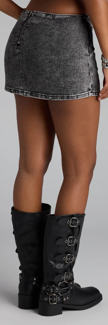 Style up your rotation with the Major Attitude Denim Mini Skort, a trendy black skort made to anchor every outfit with attitude and ease.