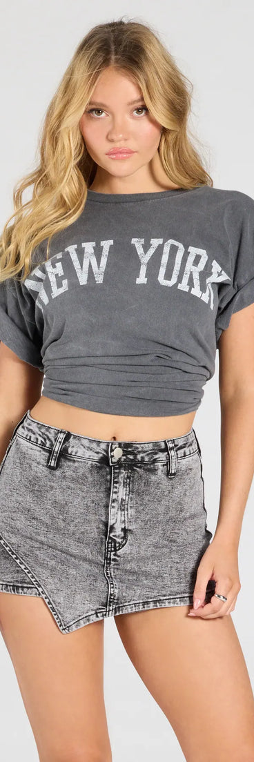 Designed for campus outfits, sleek workwear, and on-the-go moments, the Style So Cool High-Rise Mini Denim Skort is a trendy gray bottom for women bringing effortless fall versatility.