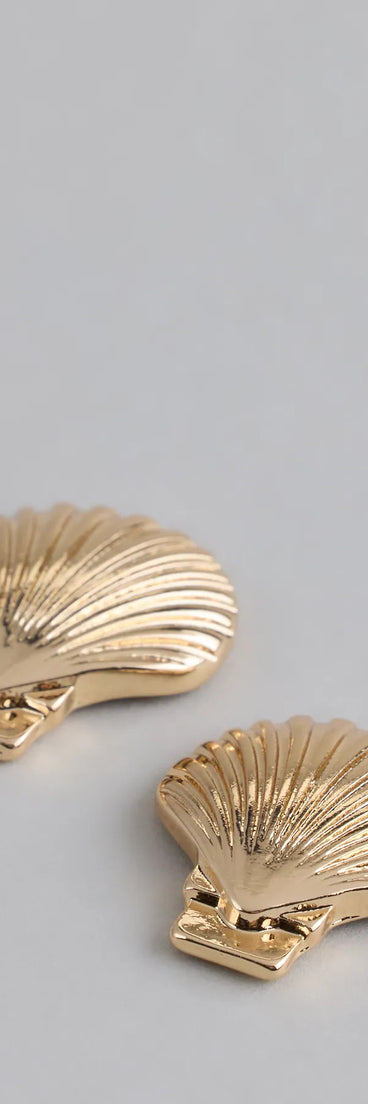 Seas The Day Shell Stud Earrings