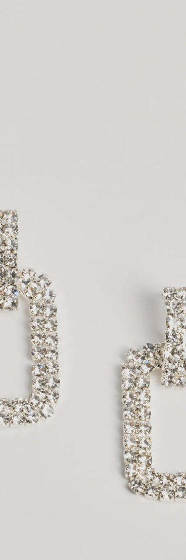 Shine at the 2025 countdown by completing your New Year’s Eve Outfit with the Luxe Shine Rhinestone Square-Shaped Drop Earrings, a glam silver fashion accessory with statement-making details for festive going-out looks.
