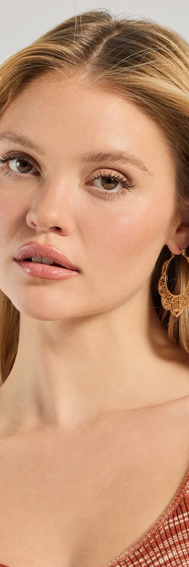 Boho Luxe Filigree Scalloped Hoop Earrings, a trendy gold addition to women's going-out outfits, is ideal for party attire, chic concert outfits, or night-out looks that keep you on-trend!