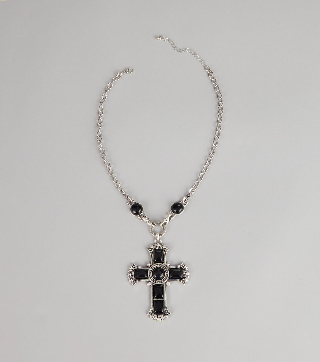 Bold Details Cross Statement Necklace | Windsor