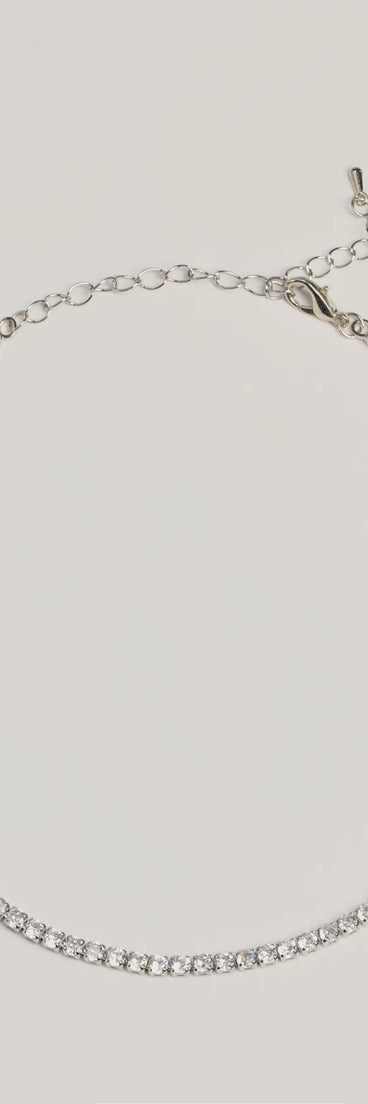 Upgrade your style game for 2025 with the Sparkling Beauty Cubic Zirconia Tennis Necklace in clear, perfect for any fashion-forward wardrobe.