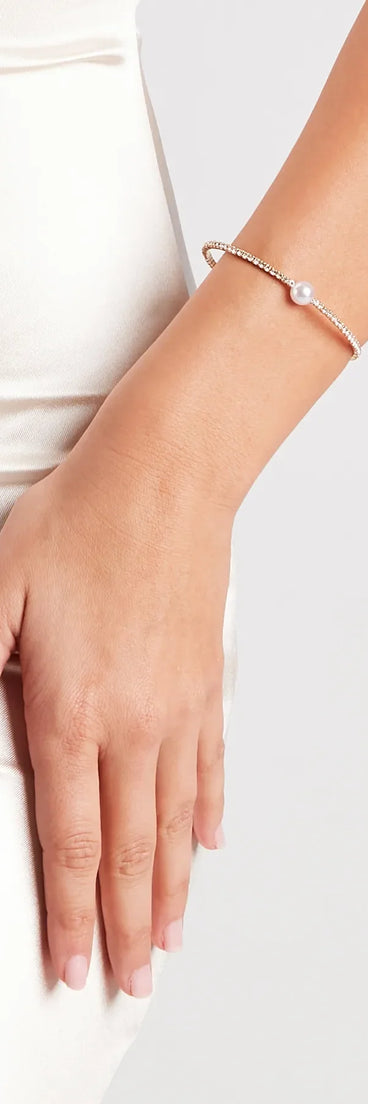 Pure Elegance Rhinestone and Pearl Bracelet