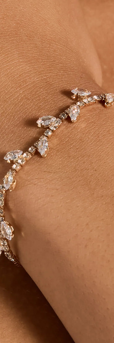 Get inspired with the Ever So Luxe Cubic Zirconia Leaf-Shaped Dainty Bracelet, a feed-worthy piece that’s part of Windsor's updated and curated women’s clothing edit packed with must-have fall outfit ideas.