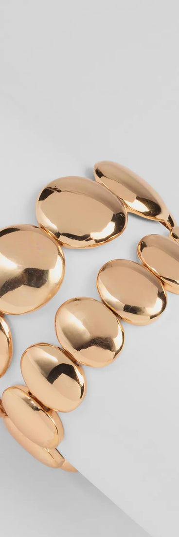 Stay on-trend this season with the Touch Of Bold Two-Pack Bracelet Set in gold, a must-have for creating stylish and effortless spring outfits for women.