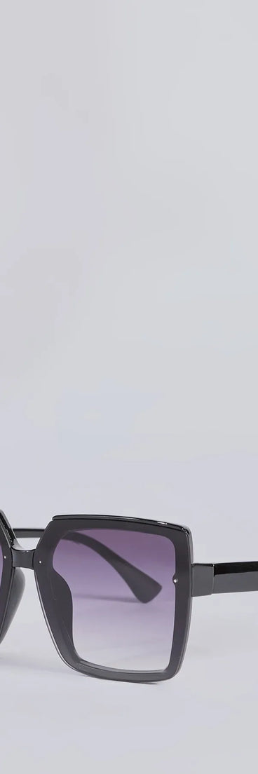 So Sleek Oversized Rectangle Sunglasses, a trendy black addition to women's going-out outfits, is ideal for Christmas party outfits, chic NYE attire, or winter night-out looks that keep you on-trend!