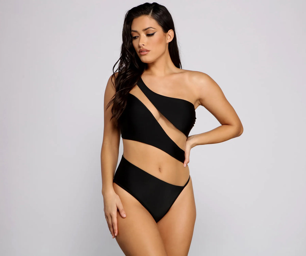 【関税込み】Ashley Williams ブラック Reaper マキシワンピース Miraclesuit Petal Pusher Temptress One Piece Swimsuit