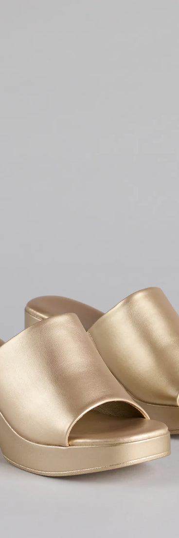 Step into style with the 90s Icon Platform Block Heel Mules, gold heels made to complete your Windsor look with comfort and glam in mind.