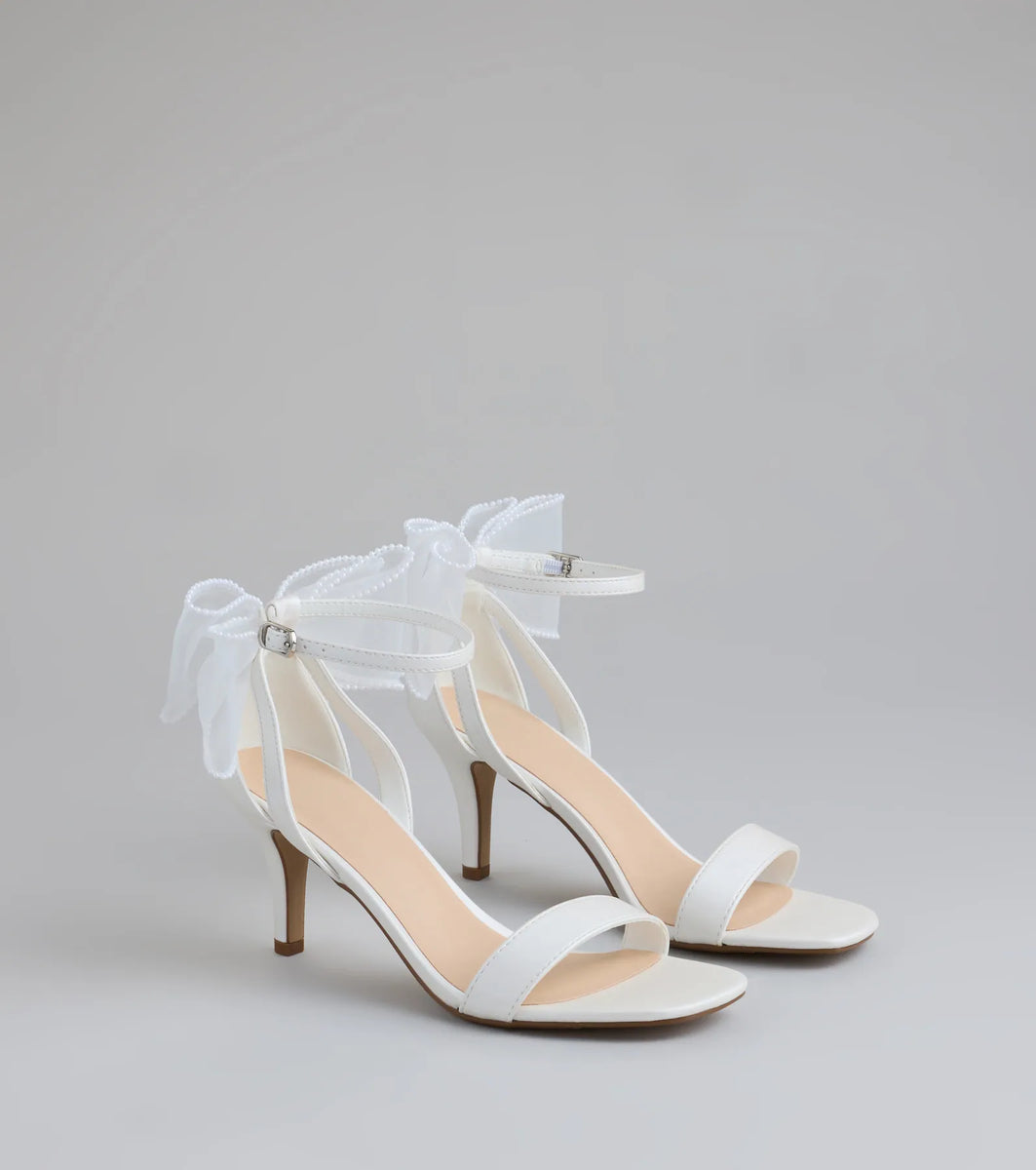 Sweet And Chic Tulle Bow Kitten Heels | Windsor