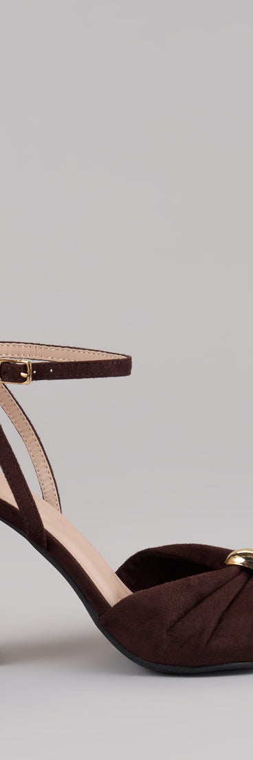 This piece brings trend-right energy to the Chic Streak Faux Suede Block Heels, perfect for fall outfits that stand out.