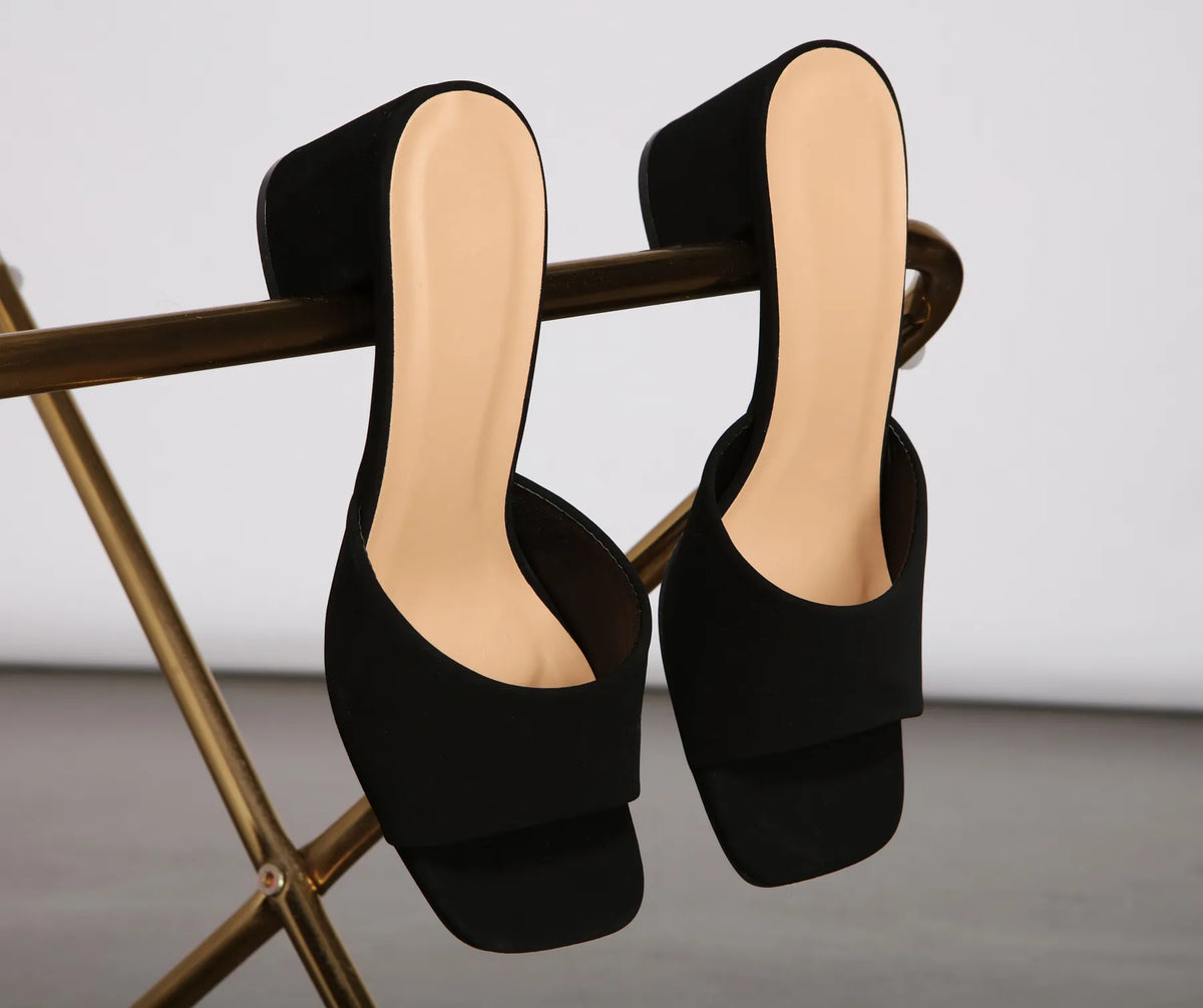 【直営・関税送料込】Heeled mules LTS Orange Skinny Heeled Mules in Standard Fit | Long Tall Sally