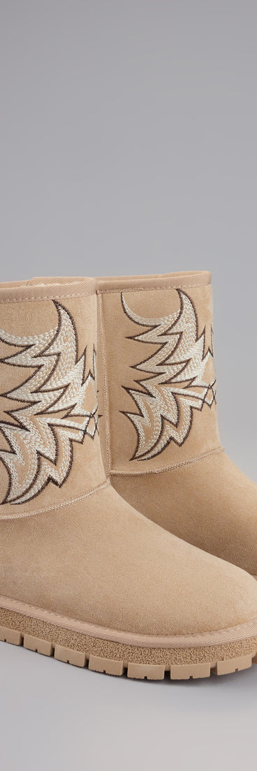 This oatmeal brown piece brings trend-right energy to the Western Chill Embroidered Suede Boots, perfect for fall outfits that stand out.