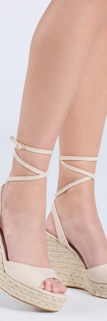 Step into style with the Chase The Sun Lace-Up Espadrille Wedges, natural heels made to complete your Windsor look with comfort and glam in mind.