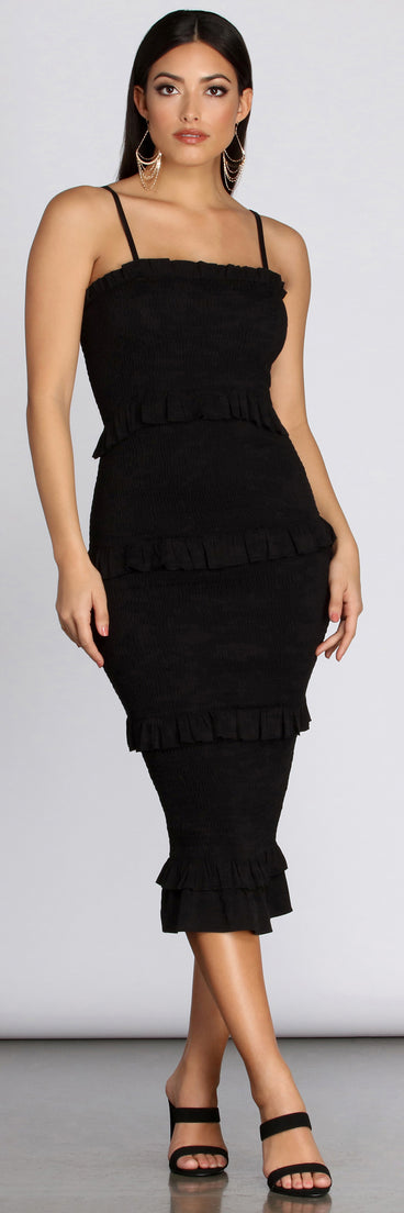 The Midi Moment Smocked Dress is a gorgeous pick as your 2023 prom dress or formal gown for wedding guest, spring bridesmaid, or army ball attire!