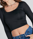 Essential for your seasonal closet, the Smooth Cutie Scoop Neck Lace Trim Crop Top offers a trendy twist on everyday tops so you can elevate your style effortlessly.