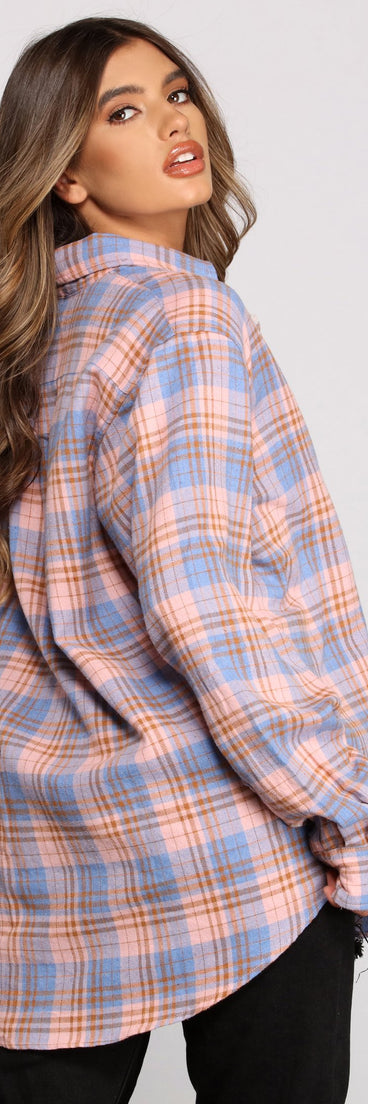 With fun and flirty details, Effortlessly Edgy Mood Button-Up Flannel Tunic shows off your unique style for a trendy outfit for the summer season!