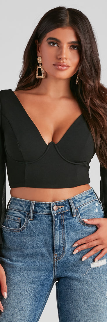 With fun and flirty details, Chic Look Chiffon Sleeve Crop Top shows off your unique style for a trendy outfit for the summer season!