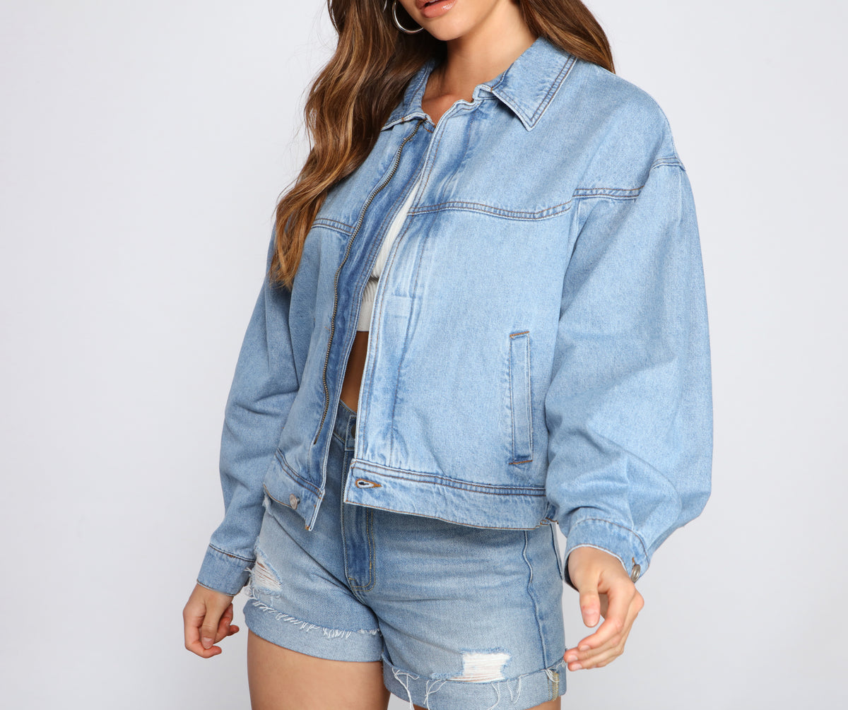 新品未使用OVER SIZE DENIM JACKET WITH CULOTTE Ameri（アメリ）の「OVER SIZE DENIM JACKET WITH CULOTTE