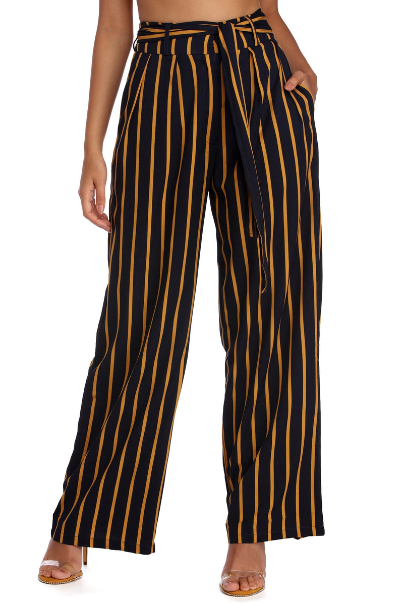 パンツ widestraight stripe slacks Step Out In Stripes Wide Leg Pants | Windsor