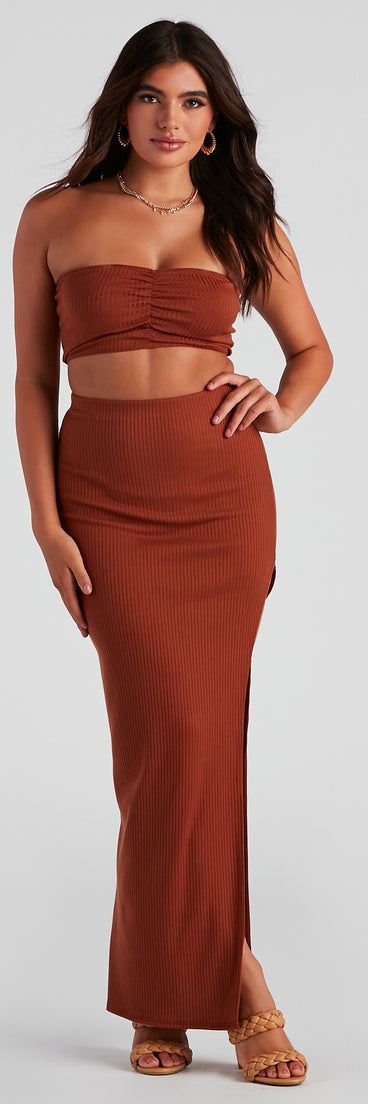 So Stunning Asymmetrical Maxi Skirt provides a stylish start to creating your best summer outfits of the season with on-trend details for 2023!