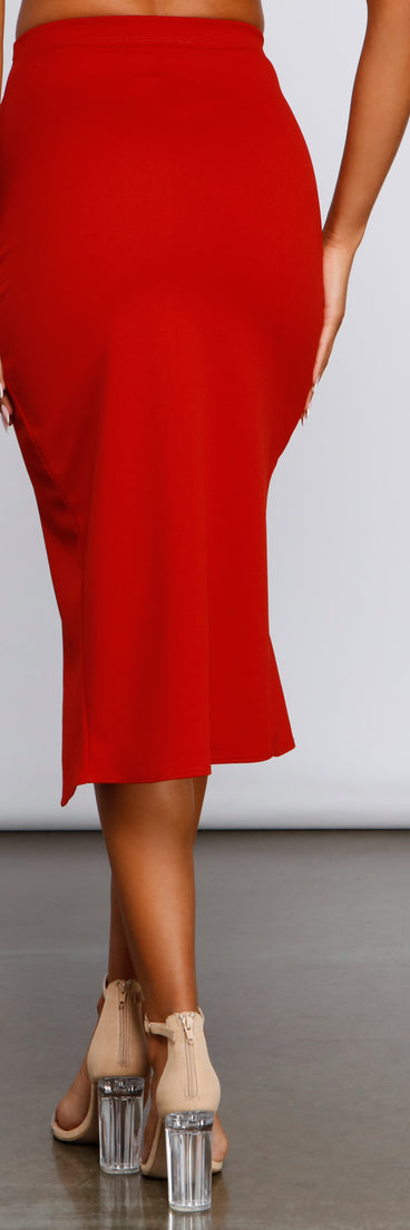Bring That Ruffle Asymmetrical Midi Skirt provides a stylish start to creating your best summer outfits of the season with on-trend details for 2023!
