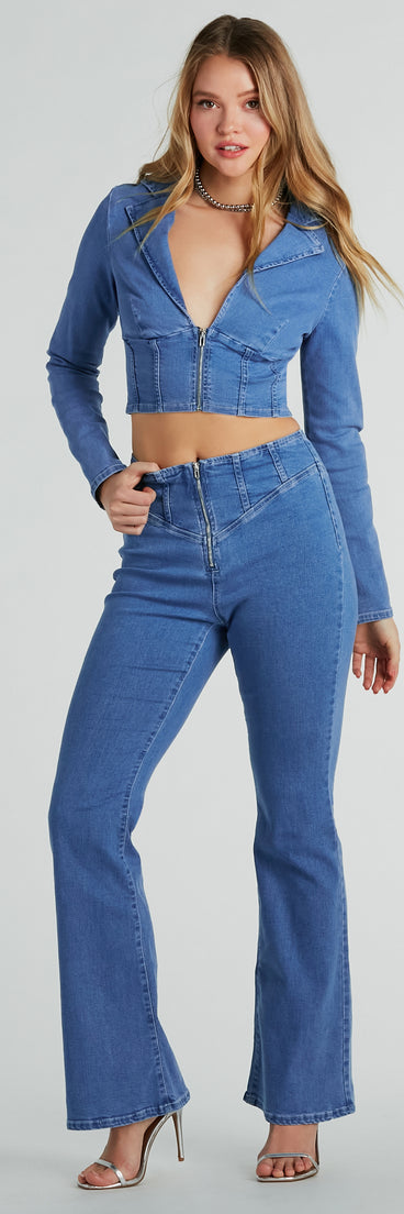 Refresh your fall closet with stylish women's pants like the Shape Up High-Rise Corset Flare Denim Jeans in a sleek fabric and a pant leg style that makes your look unique.
