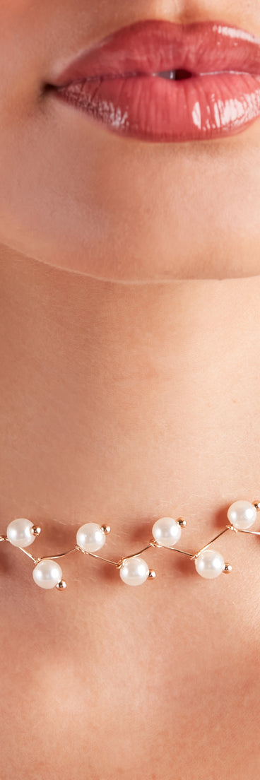 Perfect And Posh Pearl Choker Necklace