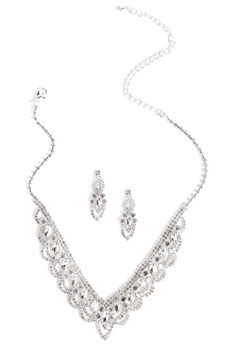 置物 Sparkle4c_Jewelry Scalloped Teardrop Necklace & Earrings | Windsor
