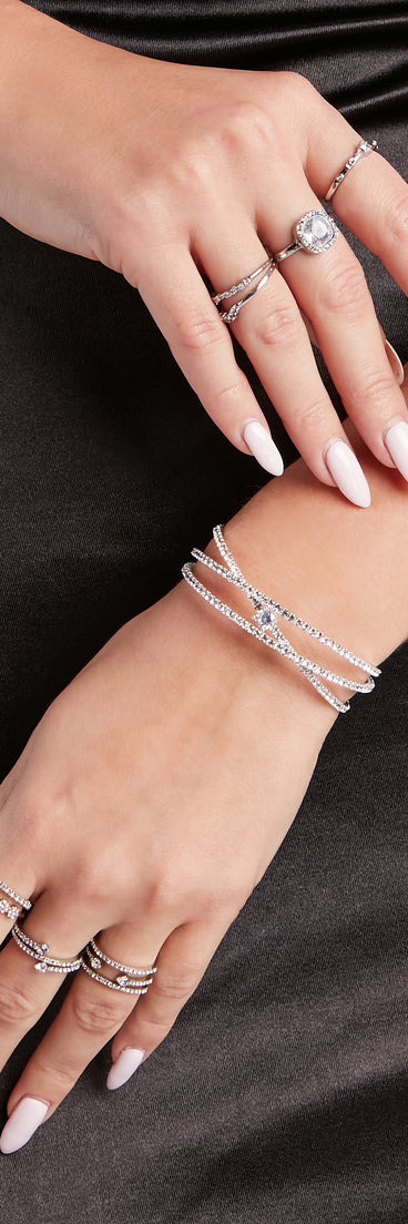With Gorgeous Radiance Rhinestone Bracelet as your homecoming jewelry or accessories, your 2023 Homecoming dress look will be fire!
