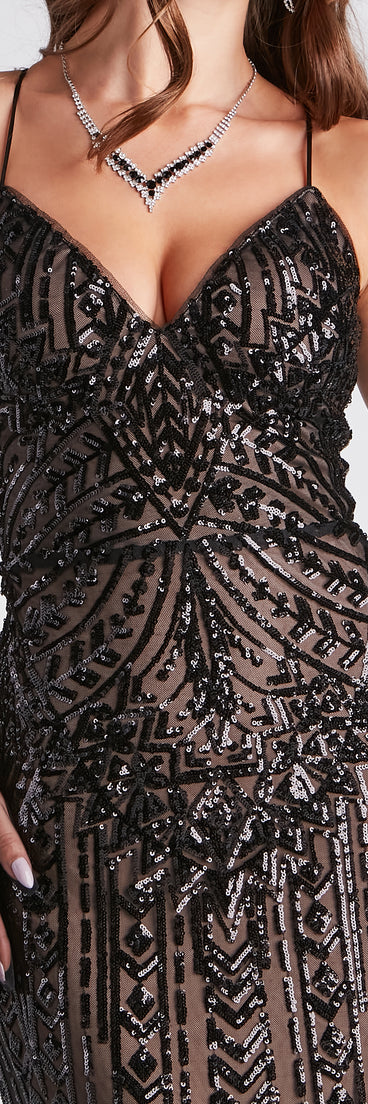 With Effortlessly Glam Sheer Long Gloves as your homecoming jewelry or accessories, your 2023 Homecoming dress look will be fire!