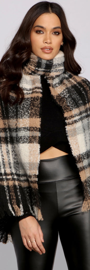 Cozy Plaid Frayed Blanket Scarf