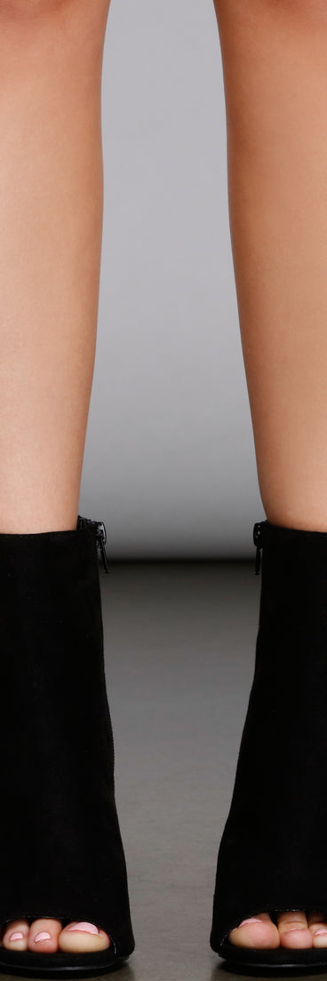 Totally Chic Peep-Toe Booties are chic ladies' shoes to complete your best 2023 outfits. They come in a variety of trendy women's shoe styles like platforms and dressy low-heels, & are available in wide widths for better comfort.