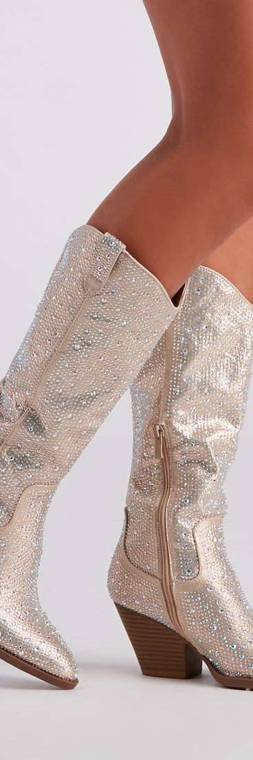 Made To Sparkle Rhinestone Cowboy Boots is a trendy pick to create 2023 concert outfits, festival dresses, outfits for raves, or to complete your best party outfits or clubwear!