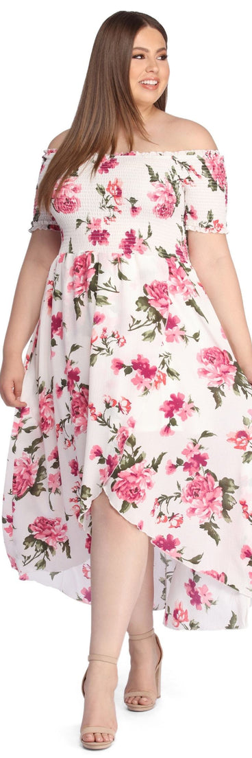 Plus Flowy Floral Maxi Dress