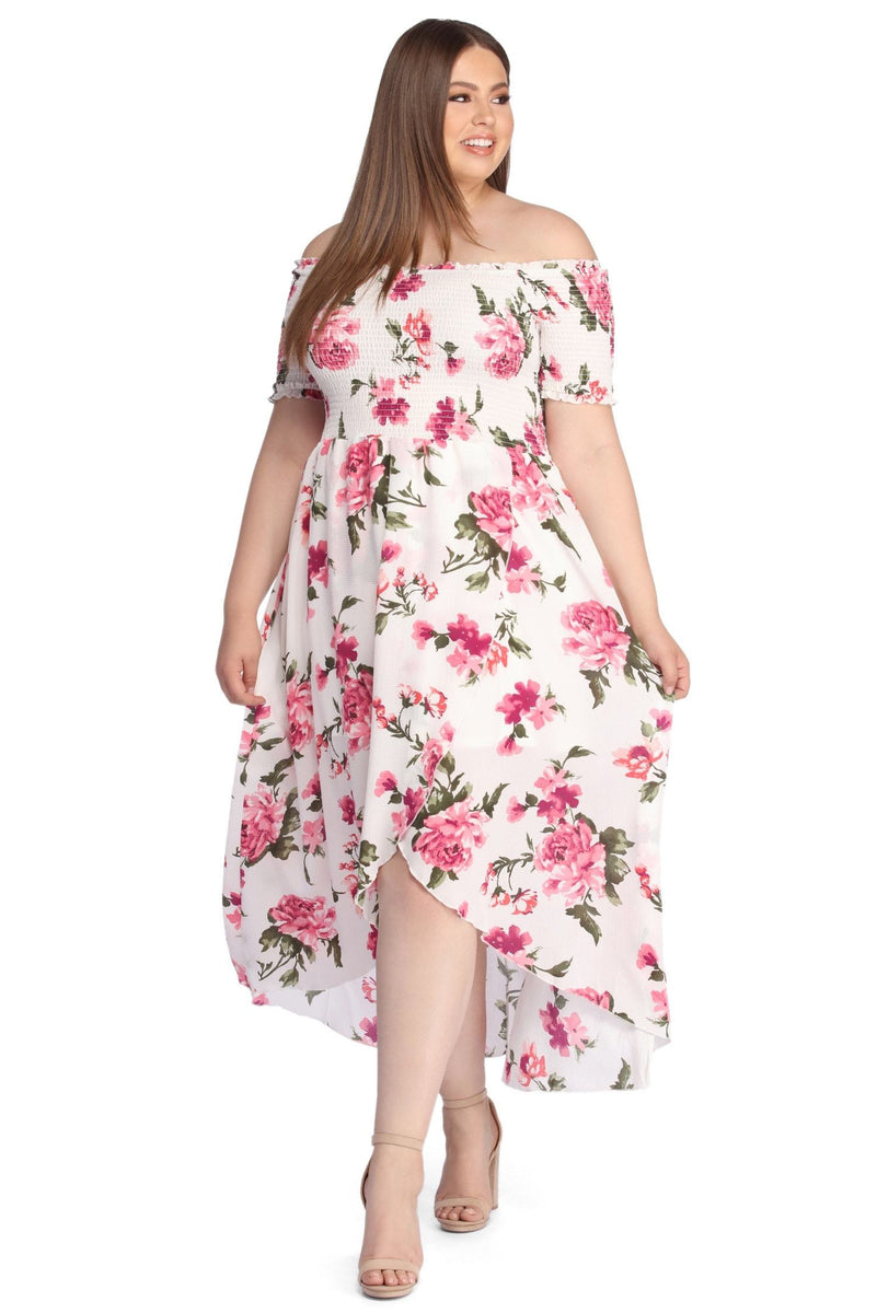 Plus Flowy Floral Maxi Dress | Windsor Plus Flowy Floral Maxi Dress | Windsor