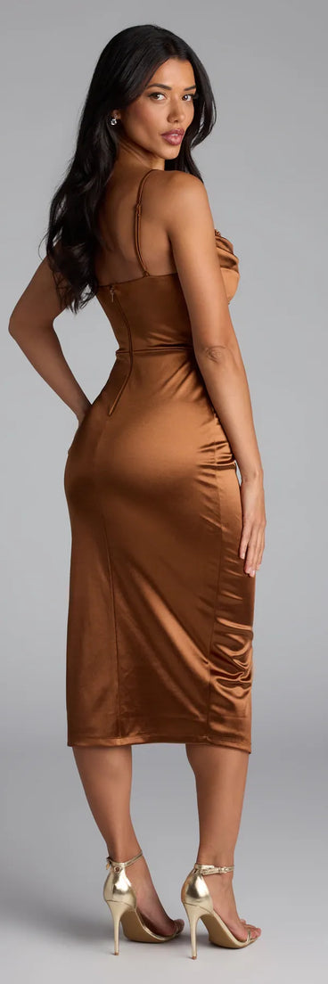 Own the spotlight in the Clarice Applique Bodycon Satin Midi Formal Dress, a brown formal dress crafted to deliver luxe style for autumn weddings, Military Balls, or any special event.