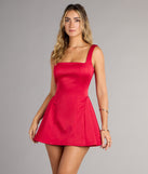 Style your seasonal looks with the Selma Short A-Line Dress, a trend-right, fall dress designed for any plan on your calendar with new and unqiue details.