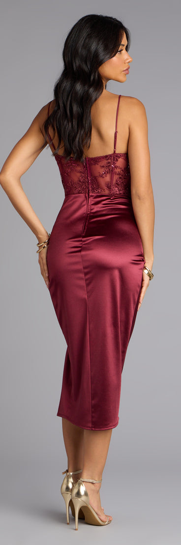 The Elena Corset Satin Midi Formal Dress is your new go-to Windsor dress—effortless, versatile, and made to update your fall style in seconds.