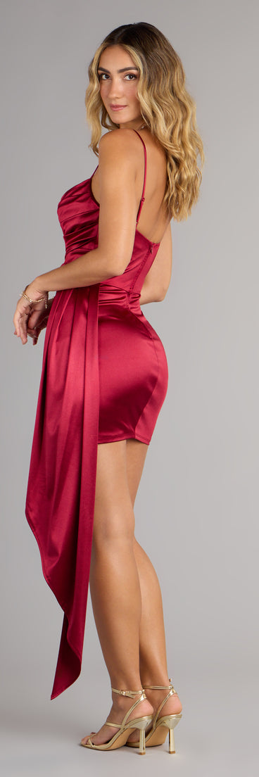 The Stella Satin Mini Dress with Side Sash is your new go-to Windsor dress—effortless, versatile, and made to update your fall style in seconds.