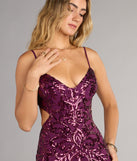 Style your seasonal looks with the Julieta Sequin Open Back Mini Dress, a trend-right, fall dress designed for any plan on your calendar with new and unqiue details.