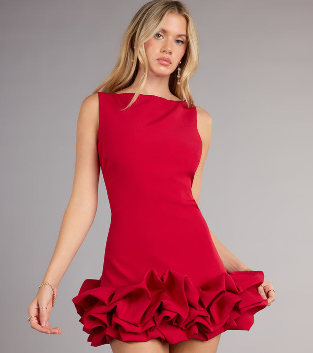 Style your seasonal looks with the Ellerie Low Back Ruffle Bubble Short Dress, a trend-right, fall dress designed for any plan on your calendar with new and unqiue details.