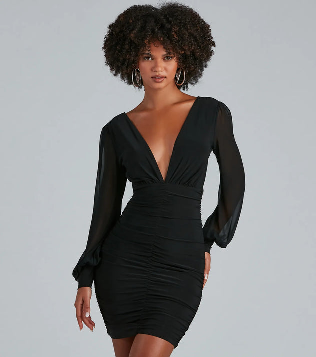 Step into seasonal chic with the Amaria Formal Ruched Chiffon Mini Dress, a black mini dress featuring an above-the-knee cut ideal for cocktail parties, festive gatherings, or clubwear.