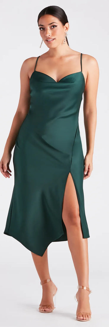 The Annabella Formal Satin A-Line Midi Dress is a mini dress that will make a statement with its short hemline and on-trend details to have you ready for any event!