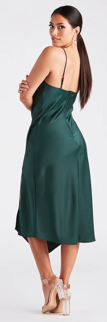 The Annabella Formal Satin A-Line Midi Dress is a mini dress that will make a statement with its short hemline and on-trend details to have you ready for any event!