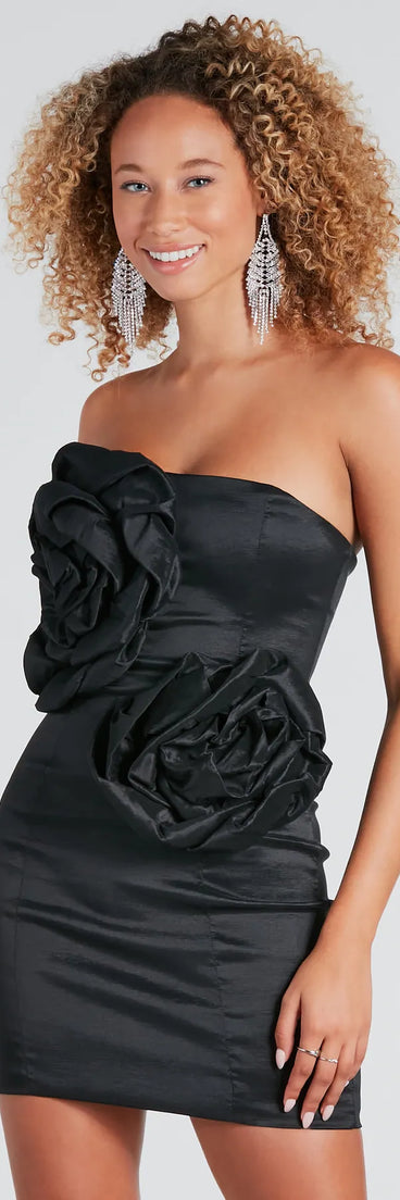 Step into winter chic with the Sophia Formal Rose Applique Mini Dress, a black mini dress featuring an above-the-knee cut ideal for cocktail parties, festive gatherings, or clubwear.